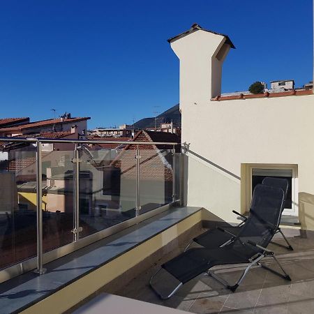 Casaviva - Casa Vacanze A Ceriale Con Terrazza エクステリア 写真